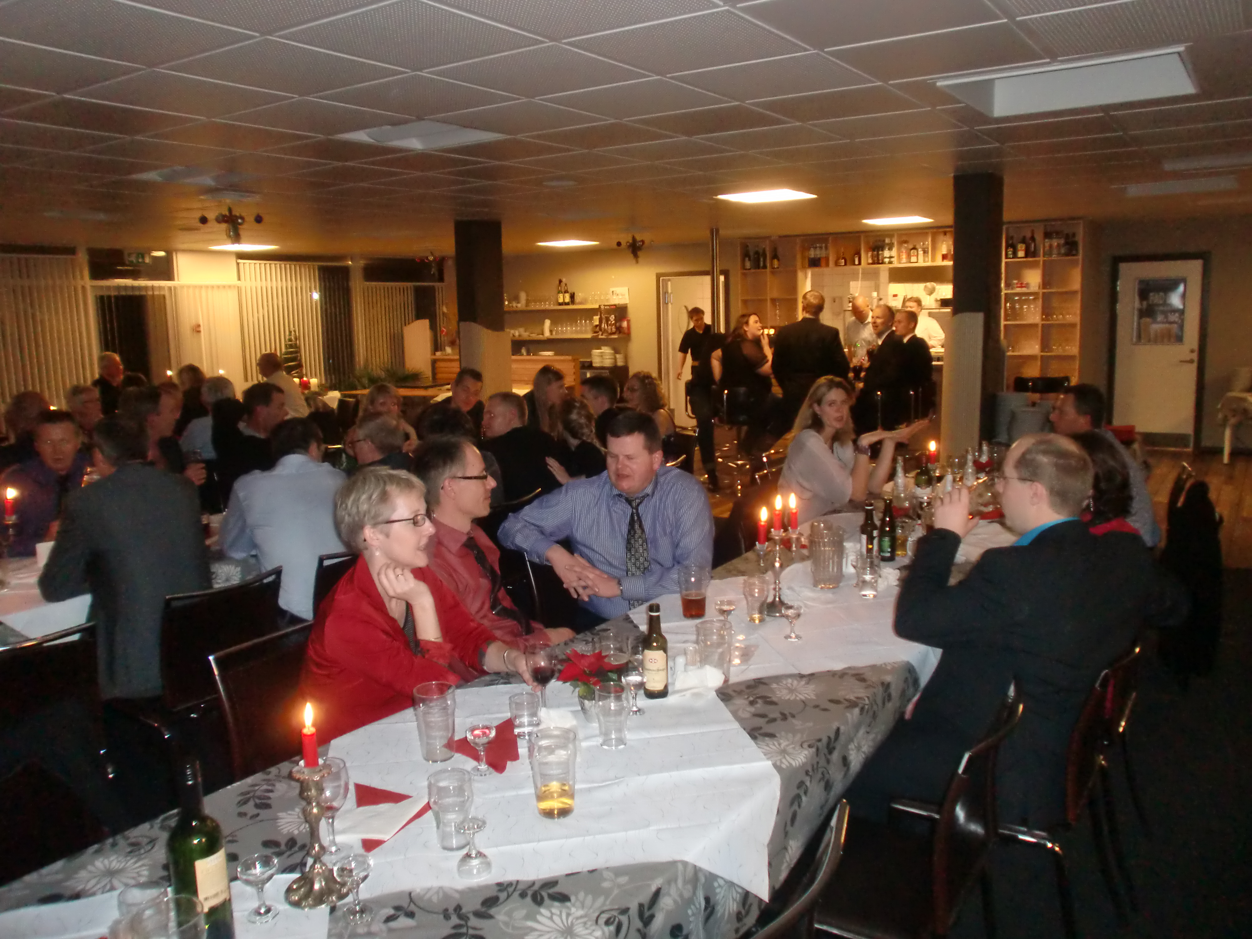 https://www.mos-eisley.dk/media/Netic billeder/Julefrokost%2003-12-2011/CIMG2331.JPG